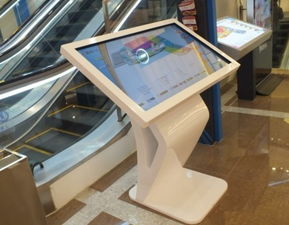 深圳展會K型觸摸一體機租賃與廣告設計全攻略